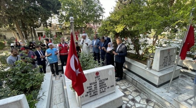 Sağlık Bakanı Koca, Hatay'da bayram namazının ardından konuştu