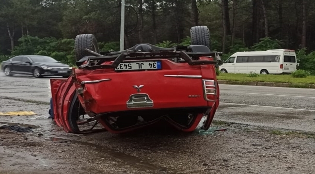 Samsun'da takla atan kamyonetteki 1 kişi öldü, 4 kişi yaralandı