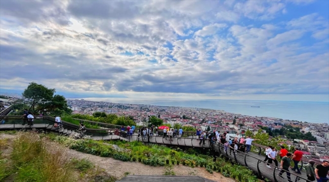 Trabzon'daki Boztepe Seyir Terası'nı iki ayda 600 bini aşkın kişi ziyaret etti