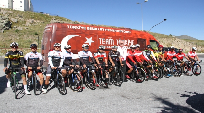 Bisiklet Milli Takımı, Dünya Şampiyonası öncesi Erciyes'te oksijen depoluyor