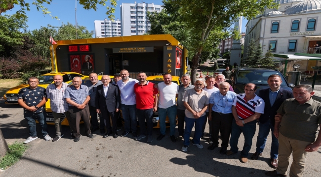 CHP Genel Başkanı Kılıçdaroğlu, taksici esnafını ziyaret etti