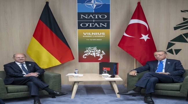Cumhurbaşkanı Erdoğan, Almanya Başbakanı Olaf Scholz ile bir araya geldi