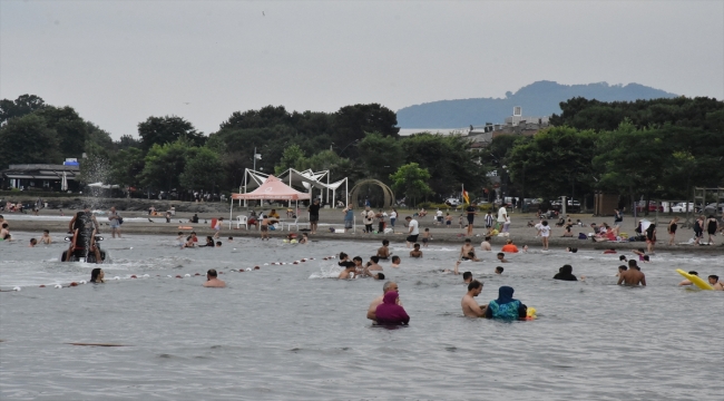 Karadeniz'in incisi Ordu, güvenli plajlarıyla yüzme keyfi yaşatıyor