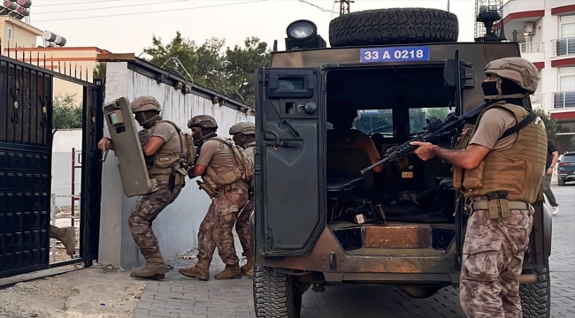 Mersin'de terör örgütü PKK'ya destek sağlayan 19 zanlıya yönelik operasyon düzenlendi