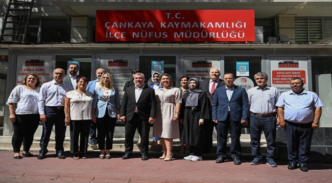 ÖSYM Başkanı Ersoy, "KPSS mesaisi" yapan Çankaya İlçe Emniyet ve Nüfus Müdürlüklerini ziyaret etti