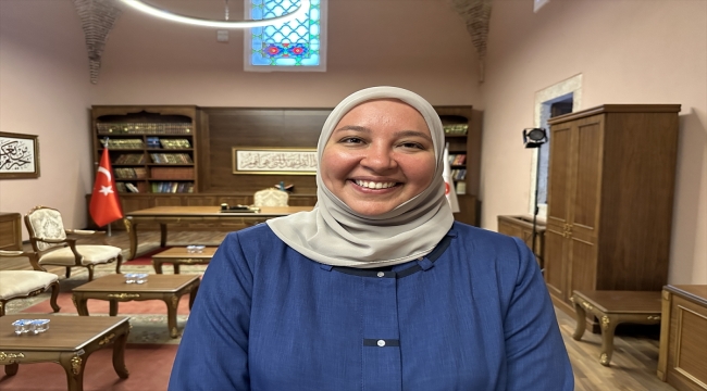 Türkiye'de şifahaneleri inceleyen ABD'li Dr. Rania Awaad: "İslam medeniyeti güzel bir şifa mirasına sahipti"