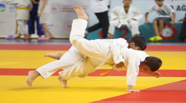 11. Uluslararası Valilik Kupası Judo Turnuvası, Sakarya'da başladı