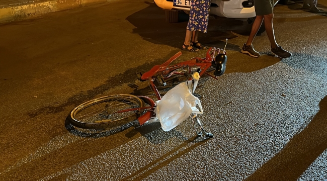 Adıyaman'da otomobille çarpışan bisikletin sürücüsü ağır yaralandı