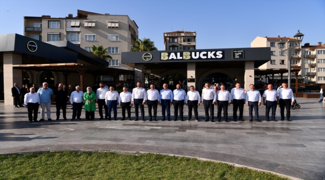 AK Parti Genel Başkan Yardımcısı Yılmaz, Balıkesir'de ziyaretlerde bulundu