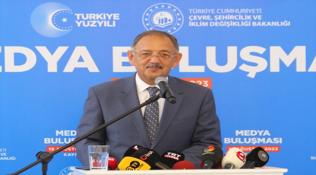 Bakan Özhaseki, Kayseri'de "Medya Buluşması" programında konuştu
