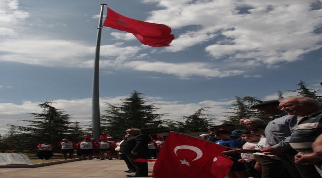Büyük Taarruz'un 101. yılı dolayısıyla Albay Reşat Çiğiltepe Şehitliği'nde tören yapıldı