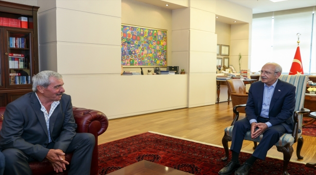CHP Genel Başkanı Kılıçdaroğlu, Fethi Şahin'in ailesiyle görüştü