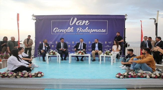 Enerji ve Tabii Kaynaklar Bakanı Bayraktar, Van'da temaslarda bulundu:
