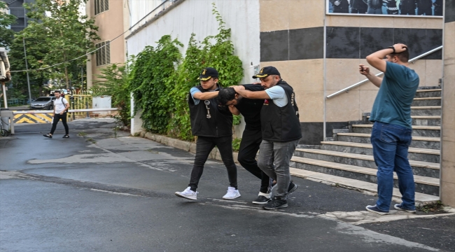 Esenyurt'ta tekel bayisindeki olayla ilgili gözaltına alınan şüphelilerden biri adliyeye gönderildi