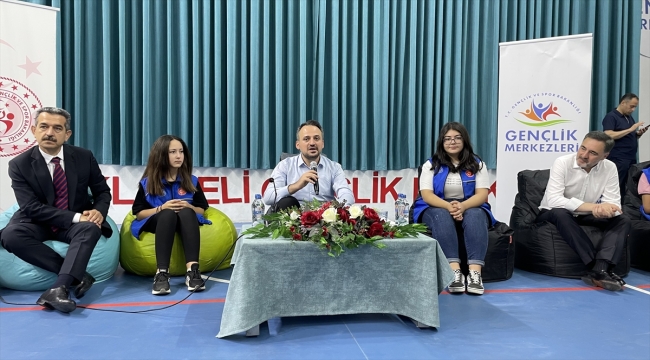 Gençlik ve Spor Bakan Yardımcısı Enes Eminoğlu, Kırklareli'nde ziyaretlerde bulundu