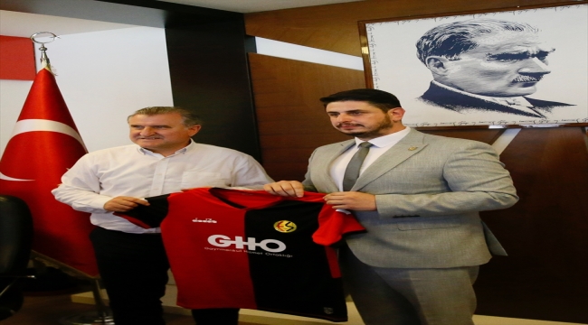 Gençlik ve Spor Bakanı Bak, Eskişehirspor Kulübü'nü ziyaret etti