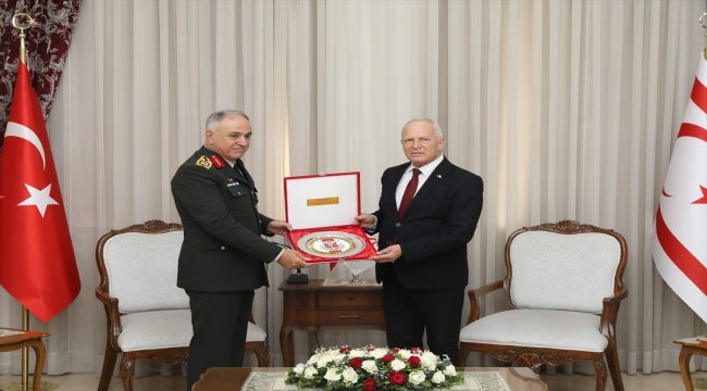 Genelkurmay Başkanı Orgeneral Gürak'tan KKTC Cumhuriyet Meclisi Başkanı Töre'ye ziyaret