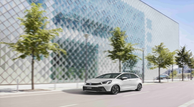 Honda'nın yenilenen Jazz e:HEV modeli 12 Ağustos'ta Türkiye'de satışa çıkacak