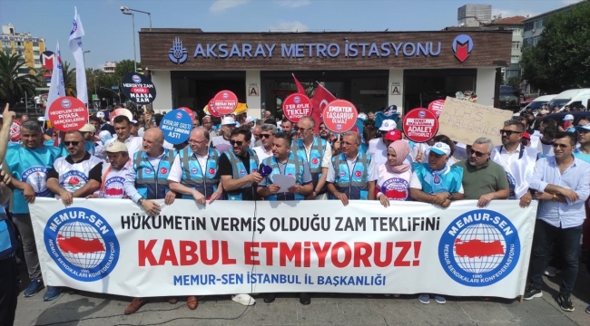 İstanbul'da Memur-Sen'den "zam teklifi" protestosu