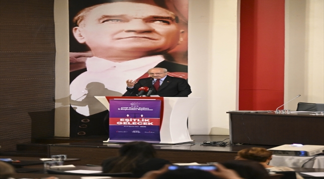Kılıçdaroğlu, CHP Kadın Kollarının düzenlediği toplantıda konuştu