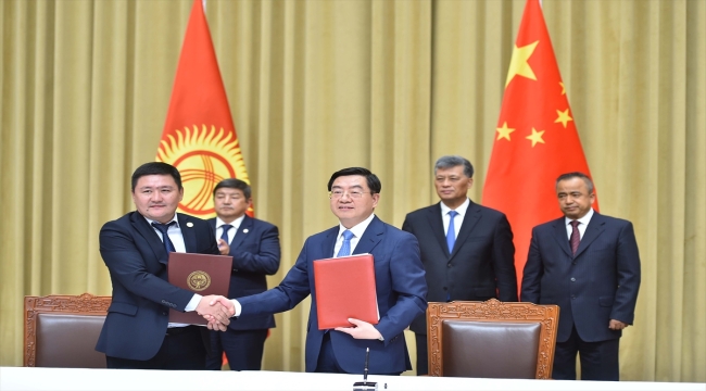 Kırgızistan ile Çin'in Sincan Uygur Özerk Bölgesi arasında e-ticaret anlaşması imzalandı