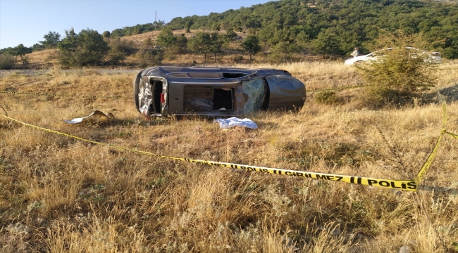 Konya'da şarampole devrilen otomobilin sürücüsü öldü