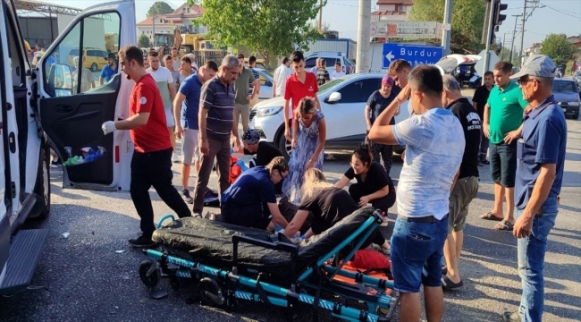 Muğla'da otomobille çarpışan motosikletin sürücüsü öldü