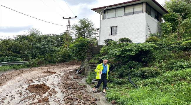 Rize'de şiddetli yağış nedeniyle 8 ev tedbir amacıyla boşaltıldı