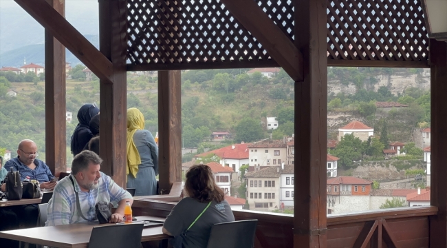 Safranbolu'da bahçe ve balkonlar "en güzel" olmak için yarışıyor