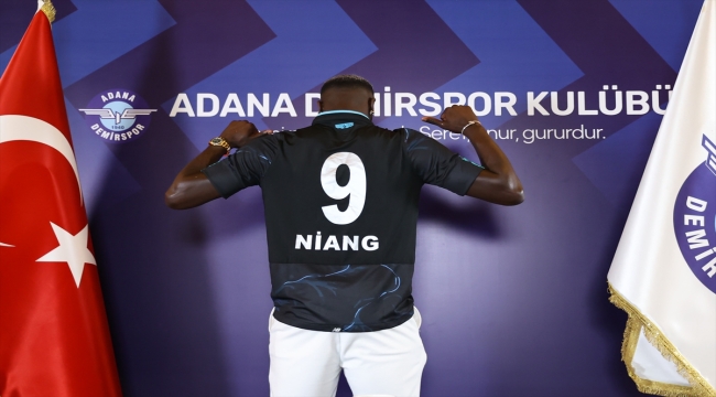 Yukatel Adana Demirspor, Senegalli santrfor M'baye Niang'ı transfer etti