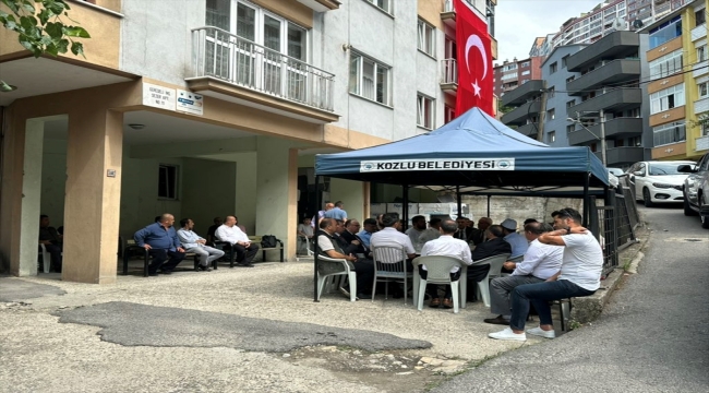 Zonguldak Valisi Mustafa Tutulmaz, şehit ailesine taziye ziyaretinde bulundu