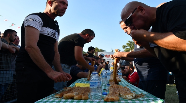 2. Bursa Gastronomi Festivali'nde "En Fazla Börek Yeme Yarışması" düzenlendi