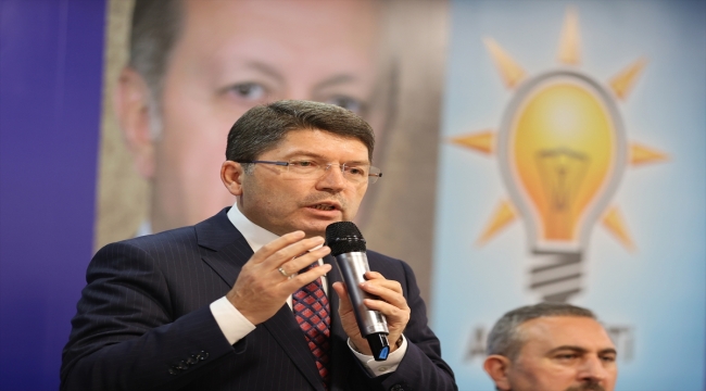 Adalet Bakanı Tunç, AK Parti Gaziantep İl Başkanlığında konuştu