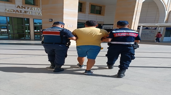 Antalya'da uyuşturucu operasyonunda 18 zanlı tutuklandı