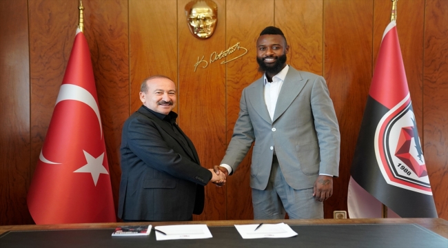 Gaziantep FK, Kamerunlu savunma oyuncusu N'Koulou'yu transfer etti