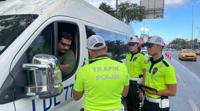 İstanbul'da okul servislerine yönelik denetim yapıldı