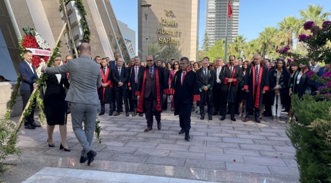 İzmir'de yeni adli yıl düzenlenen törenle başladı