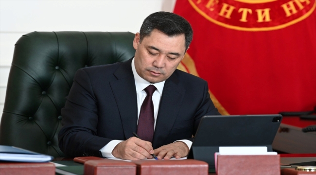 Kırgızistan'da TÜRKSOY Genel Sekreteri Raev "Danaker Devlet Nişanı"na layık görüldü