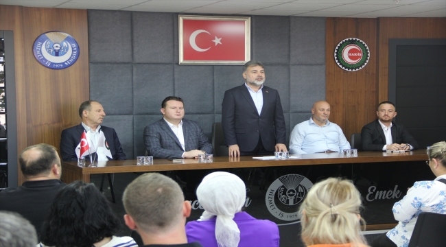 MHP'li Bülbül, Hizmet-İş Sendikası Genişletilmiş Temsilciler Toplantısı'nda konuştu