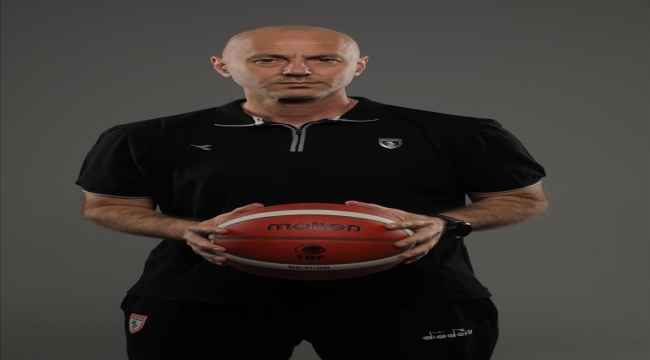 Samsunspor Basketbol Takımı'nın başantrenörü İlker Salman, Süper Ligi değerlendirdi