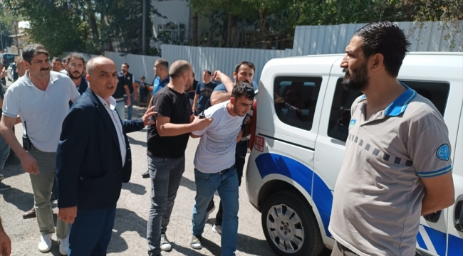 Siirt'te CHP İl Kongresi'nde arbede yaşandı 