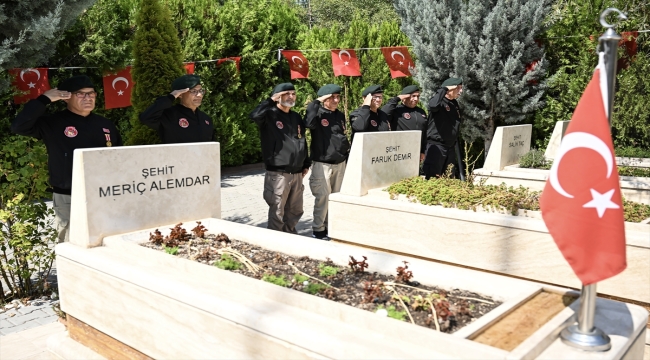 Terörle mücadelenin unutulmayan kahramanları polis özel harekat gazileri