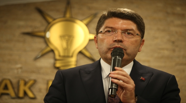 Adalet Bakanı Tunç, AK Parti Sakarya İl Başkanlığı'nı ziyaretinde konuştu