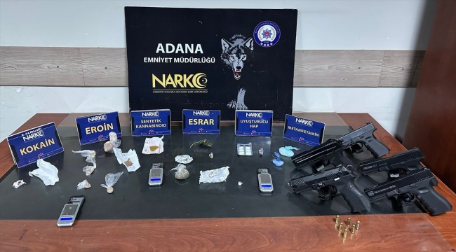 Adana'da uyuşturucu operasyonunda yakalanan 2 şüpheli tutuklandı