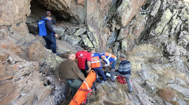 Ambulans helikopter Tunceli'de ayak bileği kırılan hasta için havalandı