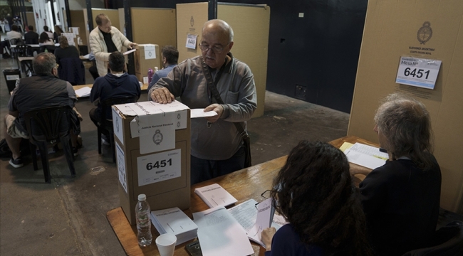 Arjantin'de başkanı ikinci tur seçimleri belirleyecek