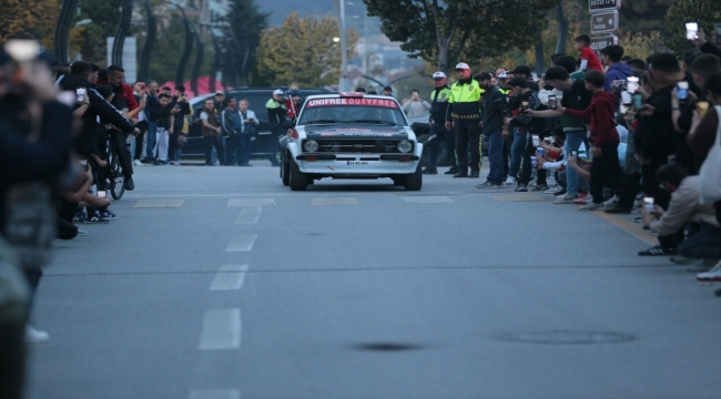 Bolu'da düzenlenen 100. Yıl Rallisi ile Baja Şampiyonası'nın açılış seremonisi yapıldı