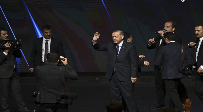Cumhurbaşkanı Erdoğan Türkiye Gençlik Vakfı Teşkilat Buluşması'na katıldı