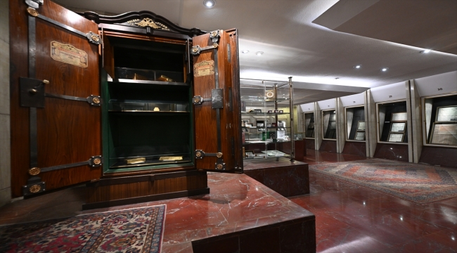 Cumhuriyet'in 100. yılında Merkez Bankası para sergisinin kapılarını Anadolu Ajansına açtı
