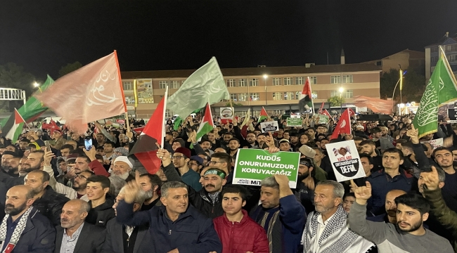 Diyarbakır ve Elazığ'da İsrail'in Gazze'deki hastaneye saldırısı protesto edildi